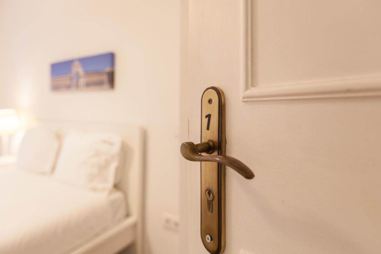 Flh Alameda Guest House Lisbon Bagian luar foto